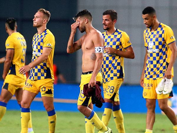 "לא מצאנו תחליף ראוי לטיבי ודסה". שחקנים במכבי לאחר ההדחה (צילום: אלן שיבר)