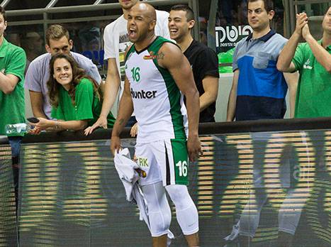 עזיבתו פערה חור במכבי חיפה (אלן שיבר)