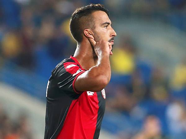 פרץ חוגג שיוויון דרמטי (צילום: אלן שיבר)