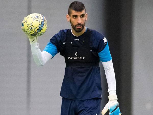 עושה חיל בשבדיה. אנסטיס