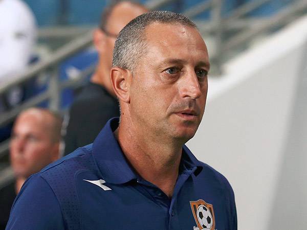 תורג'מן. נאלץ לאלתר (אלן שיבר)