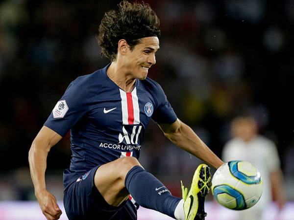 קבאני. החלוץ נפצע כבר בתחילת המשחק (getty)