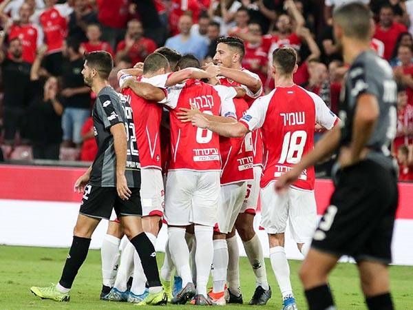 ניצחון ראשון לב"ש (דני מרון)