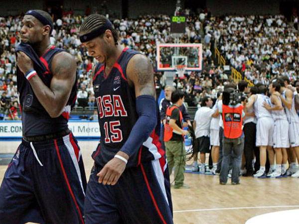 לברון וכרמלו. לא תמיד הכל הלך חלק (getty iages)