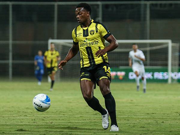 גרסיה. דריבלים ללא תכלית (סוכנות ג'יני)