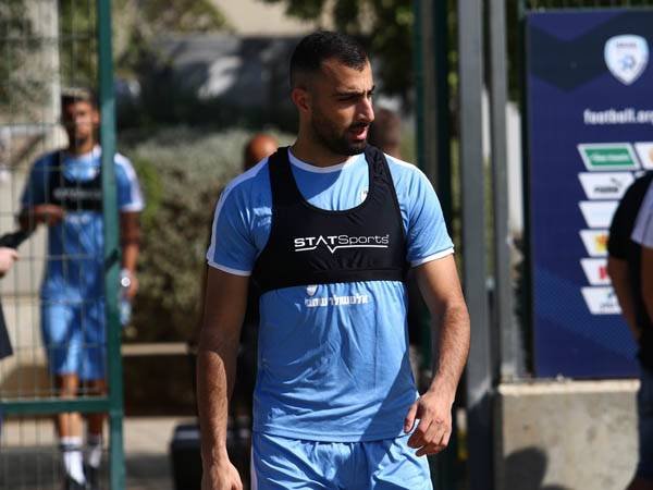 טאהא. ההגנה מתחילה בהתקפה (יוסי ציפקיס)