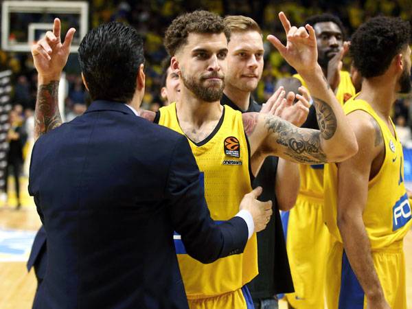 ווילבקין ויאניס. שילוב מנצח (אלן שיבר)