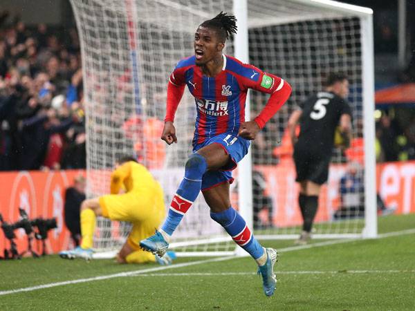 זאהה. אוהב לכבוש נגד ברייטון (Getty)