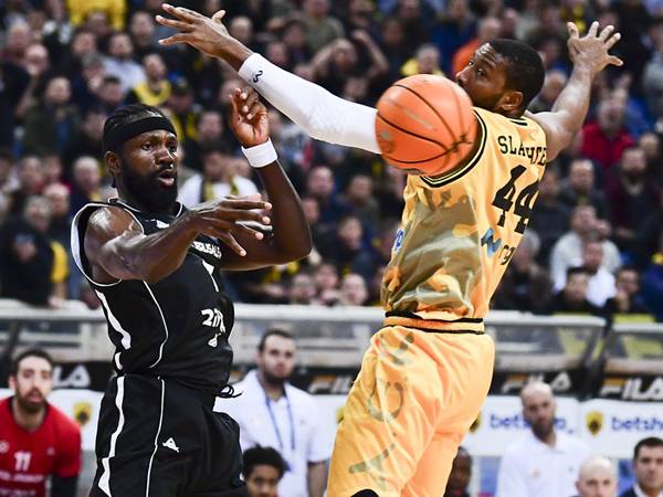 בריימו. הצוות המסייע הופיע, הכוכבים לא (פיב"א)