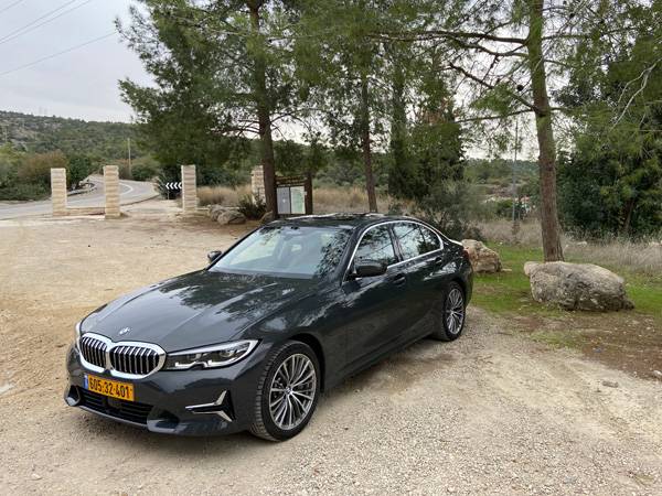 ב.מ.וו 330 היברידית (צילום: אייל אברהמי, יצרן)