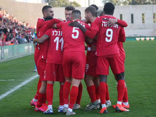 "מסתכלים עלינו אחרת". הפועל תקווה לחגוג גם מול מכבי חיפה (צילום: אודי ציטיאט)