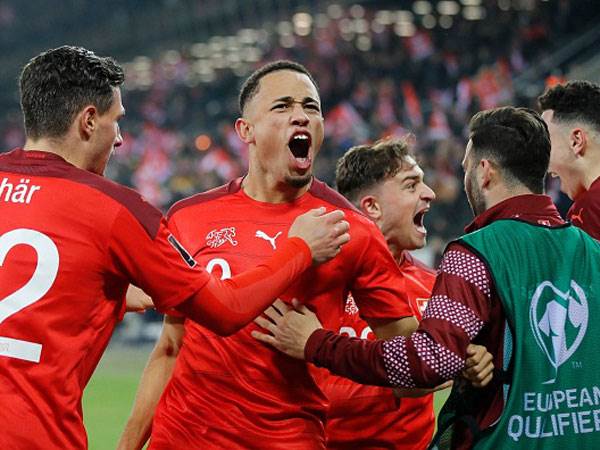 נוח אוקפור. שער ראשון בקמפיין בעיתוי מושלם (Getty)