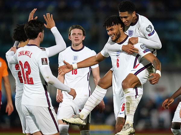 שחקני אנגליה חוגגים. שוב (Getty)