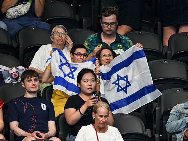 עידוד ישראלי בפריז (gettyimages)