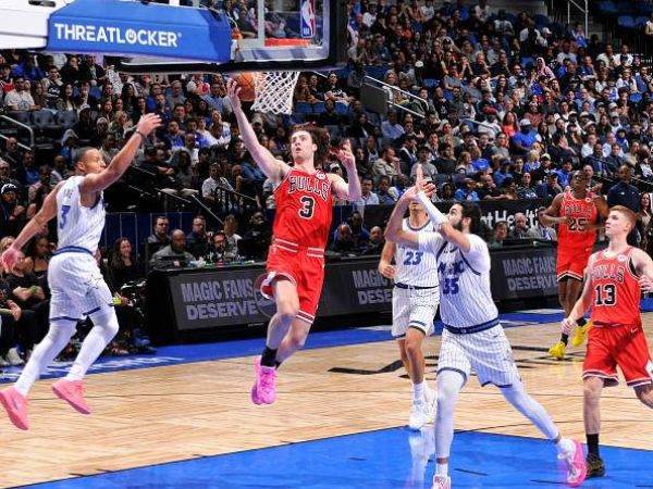 Fernando Medina/NBAE via Getty Images