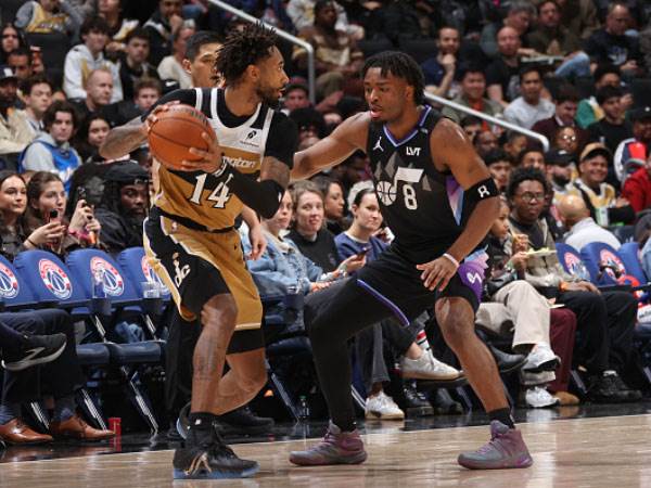 (Photo by Kenny Giarla/NBAE via Getty Images)