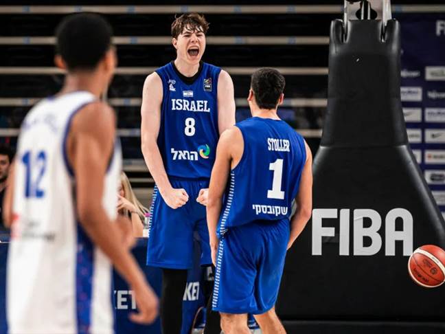(FIBA)