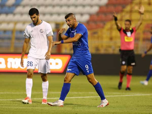 (לירון מולדובן)