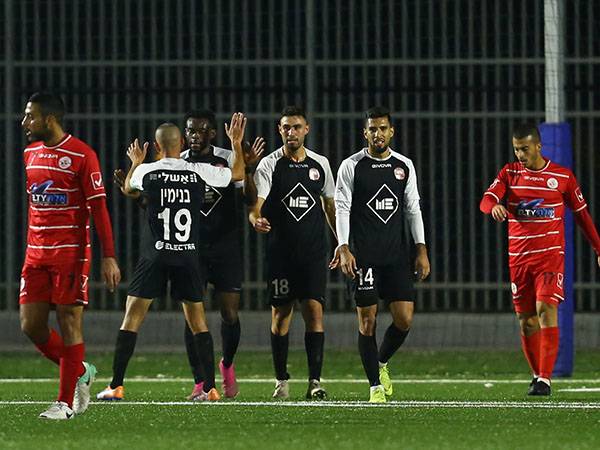 (לירון מולדובן)