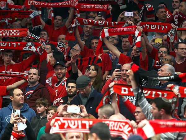 אוהדי ירושלים. בקרוב אורח מפתיע בארנה? (אלן שיבר)