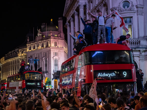 הכדורגל יחזור הביתה? (Getty Images)