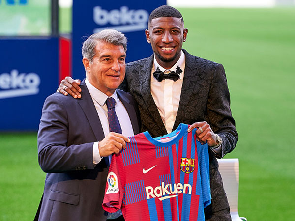 לאפורטה בהצגת אמרסון. ניצל את ההזמדנות כדי לתקוף את מוריבה (GETTY)