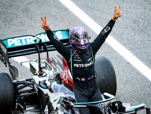 לואיס המילטון (צילום: Getty)