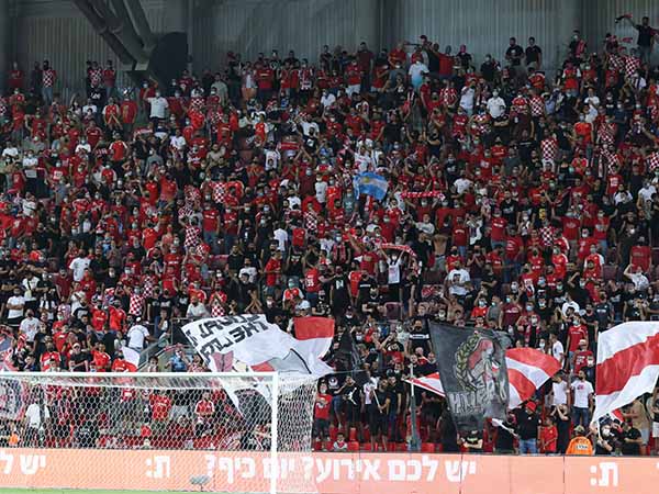 גם בב"ש האוהדים מסתערים (דני מרון)