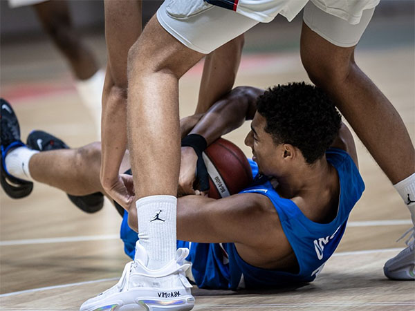הציגו לחימה ואופי (FIBA)