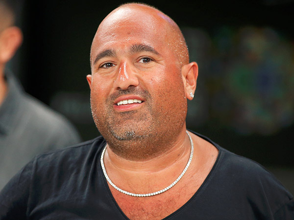 "אני כנראה מנהל יותר טוב". אברמוב (אלן שיבר)