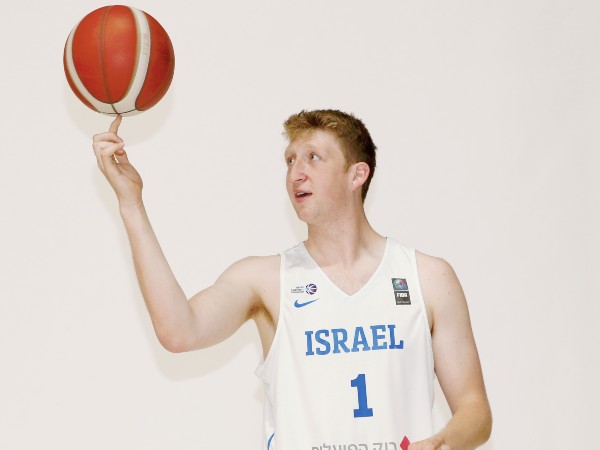בא לאליפות בלי ציפיות ויצא ממנה גיבור ישראלי (צילום: אלן שיבר)