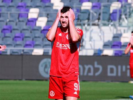 בינתיים הוא פה, אבל ההצעות זורמות. אוז`בולט (אלן שיבר)