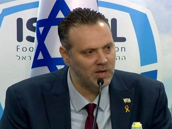 “איך זה קורה בלי דיון?“. זוהר