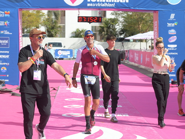 שלום אזולאי בסיום | צילום: צלמי שוונג