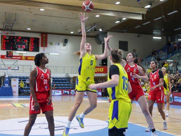 “אסור לנוח על זרי הדפנה“ (לירן מולדובן, מנהלת הליגה לנשים)