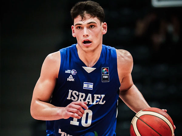 עומר מאייר. עשה טורניר נפלא (FIBA)