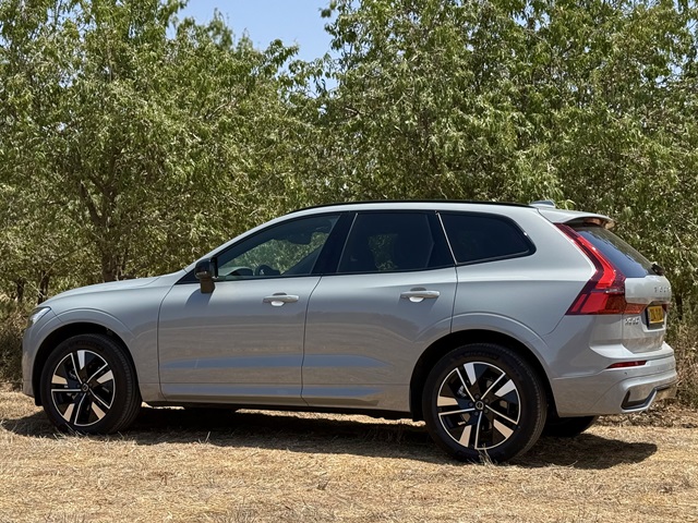 וולוו XC60 מחודש, שוב. מהזווית הזו בטח תתקשו לזהות מה השתנה...