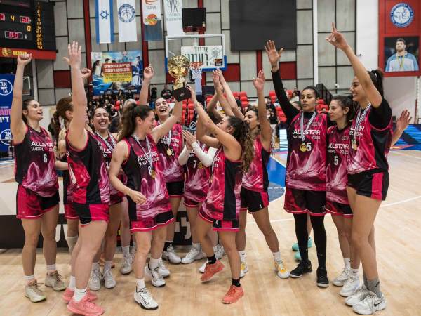 (יעל אמסילי באדיבות המנהלת )