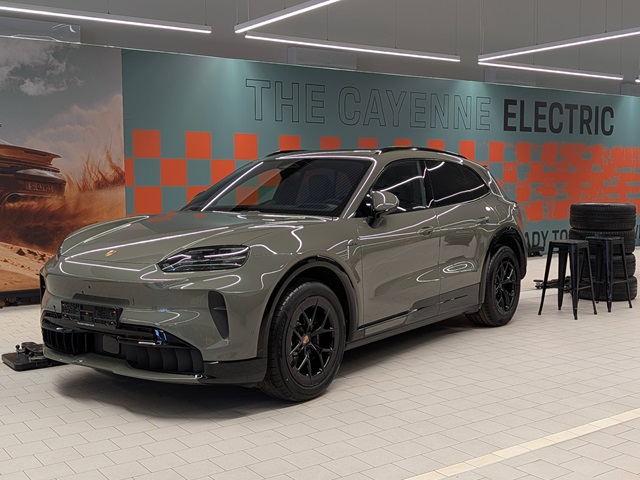 פורשה קאיין SUV