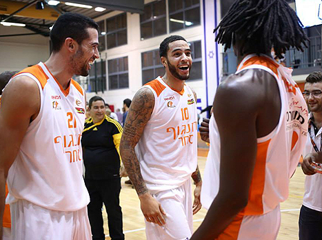 האניקאט. לא מפסיקים לרגש (מנהלת הליגה)