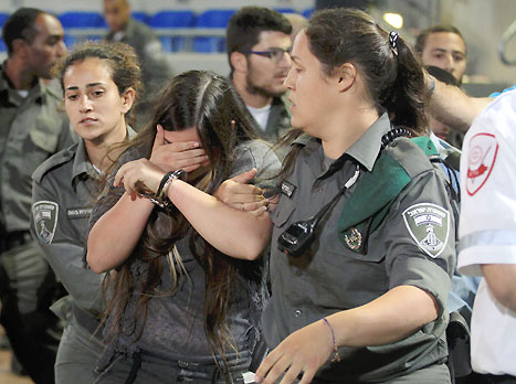 בצורה לא ראויה בכלל (אלן שיבר)