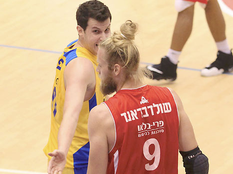הפיק לקחים. פניני עם שולדברנד (אלן שיבר)