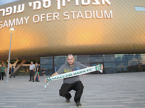 תכלס, מגיע לו גם תמונה אחת לבד