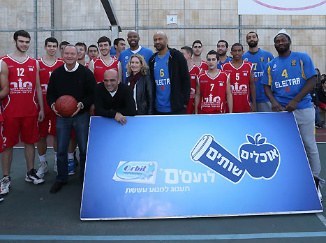 ראש העיריה ביילסקי העלה זכרונות (האתר הרשמי של מכבי ת"א)
