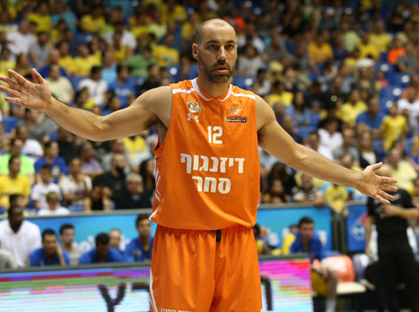 רוצה להמשיך לשחק. טפירו (אלן שיבר)
