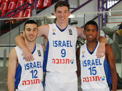בלאט וליף לצד בריסקר. זימון יוקרתי
