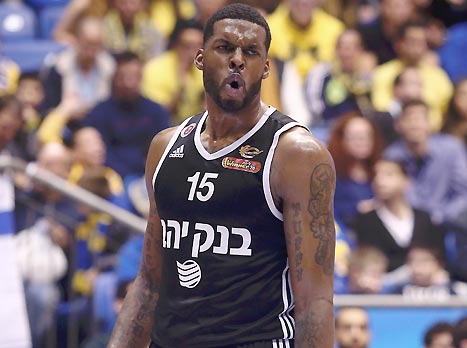 דונטה סמית', פתח חזק את העונה (אלן שיבר)