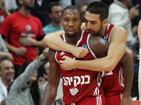 סיפק משחק ענק. רולנד (דני מרון)