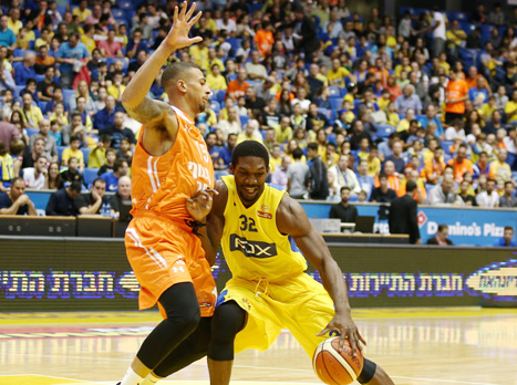 אמבקווה מול סימפסון (אלן שיבר)