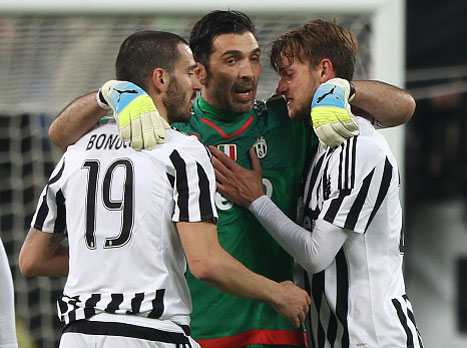 ותיקי יובנטוס שומרים על היהלום (getty)